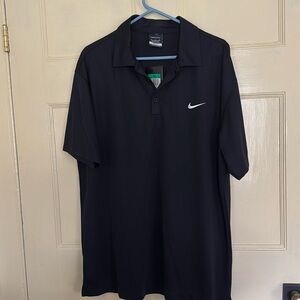NWT. Nike golf dri-fit